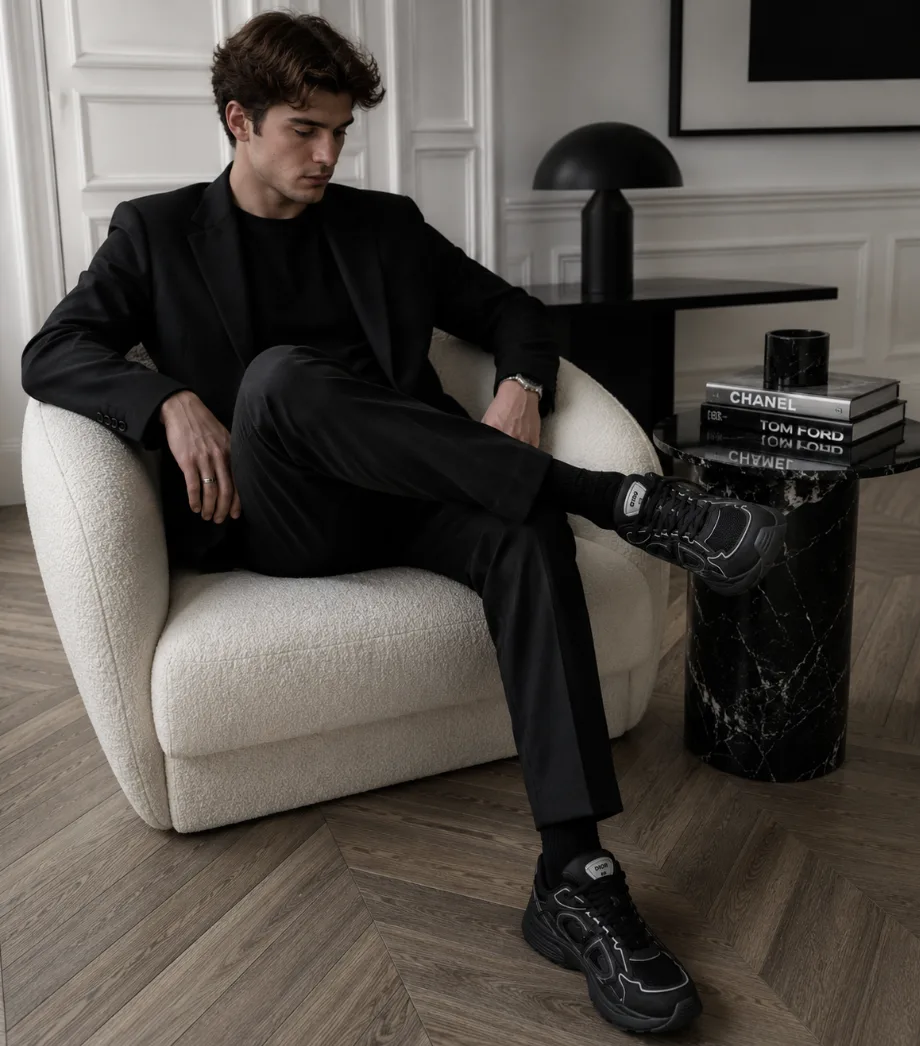 Matières techniques : cuir, daim, nylon et maille